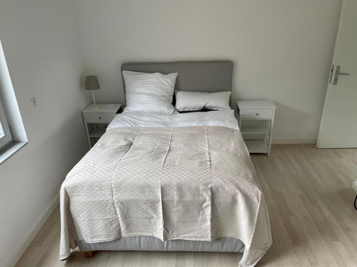 Ruhiges Und Schones Zimmer Nr 1 In Leer Nuttermoor Екстериор снимка